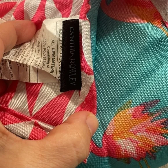 Cynthia Rowley Flamingo and Geometric Picnic Beach Blanket Matching Carry Bag - Picture 2 of 8